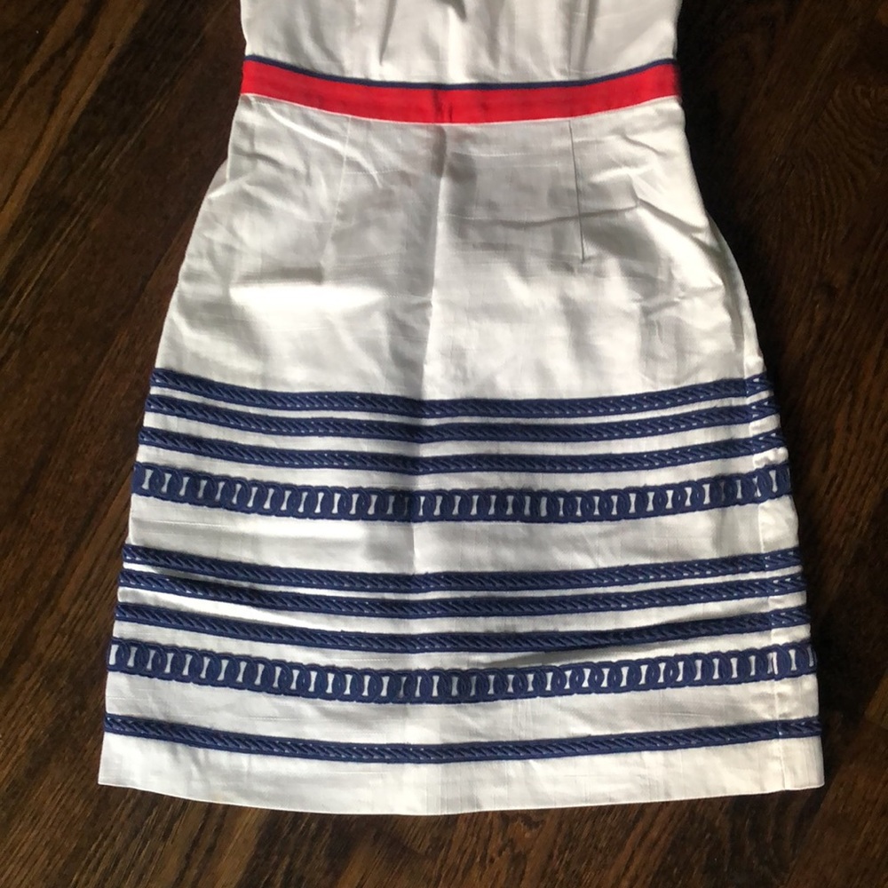 Vineyard Vines White Strapless Dress with Navy Stripes and Red Waistband - Picture 3 of 5
